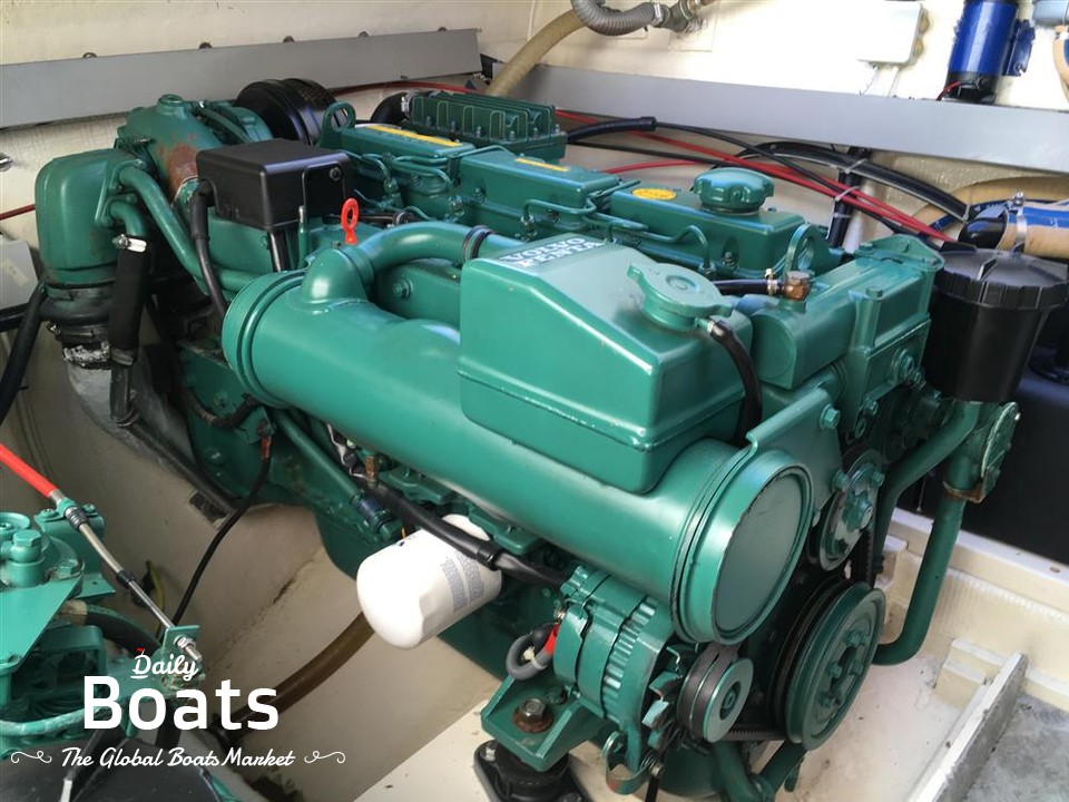 1989 Benetti Yachts 37 for sale. View price, photos and Buy 1989 ...