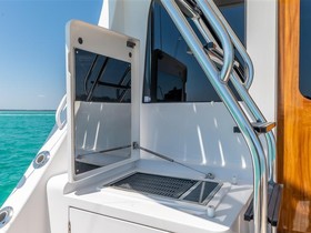 2017 Hatteras Yachts 70 на продаж