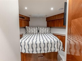 Koupit 2017 Hatteras Yachts 70