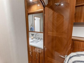 Купити 2017 Hatteras Yachts 70