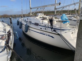 Bavaria Yachts 37