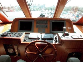 2005 President Pilothouse Motor Yacht на продаж