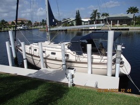2004 Island Packet Yachts 370