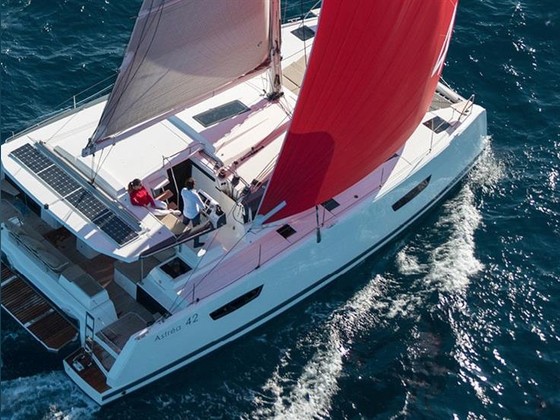 Fountaine Pajot Isla 40