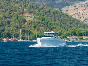 Mazu Yachts 42 WA