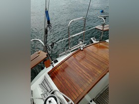 Bruce Roberts Yachts 46