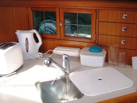 2005 Hunter Legend 36