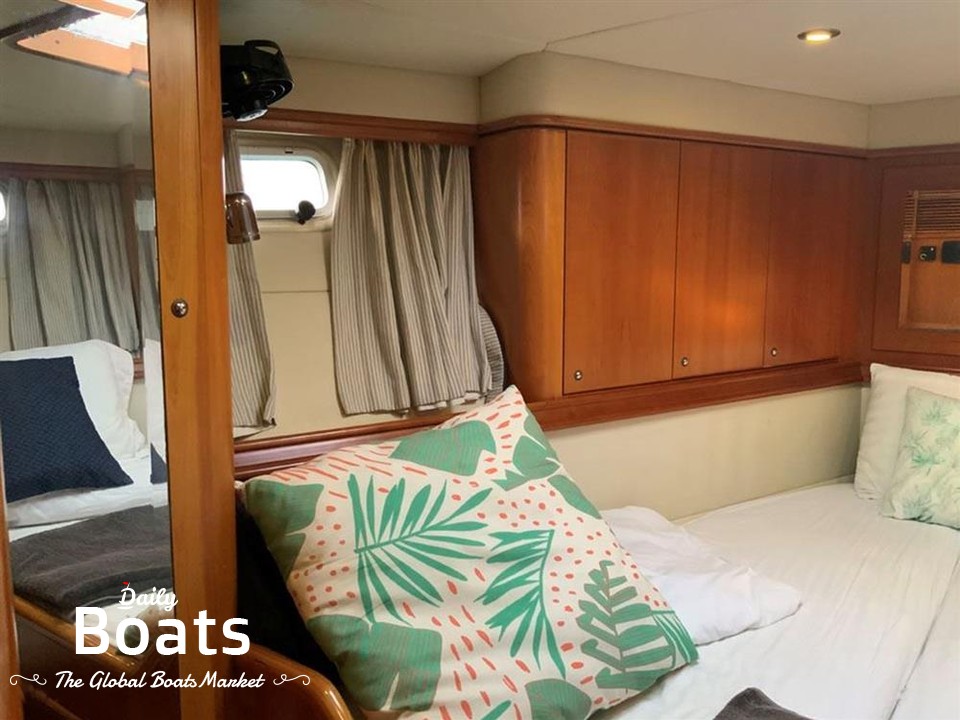 2002 Discovery Yachts 55 for sale. View price, photos and Buy 2002 ...