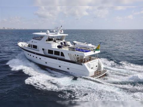  Outer Reef Yachts 800 Lrmy