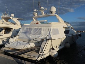 Ferretti Yachts 810