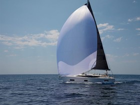 Buy 2021 Bavaria Yachts 38