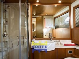 2009 Ferretti Yachts 780 til salg