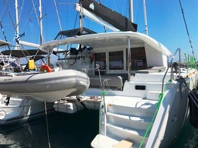 Купити 2018 Lagoon Catamarans 400 S2