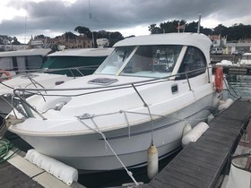 Bénéteau Boats Antares 8