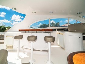 Lazzara Yachts 84