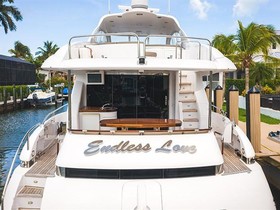 2009 Lazzara Yachts 84 на продаж