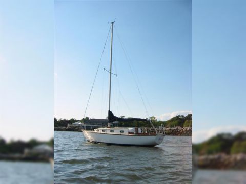 Cape Dory 28 Sail