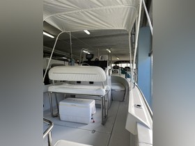 Boston Whaler Boats 17 Outrage
