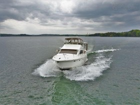 Αγοράστε 2001 Cruisers Yachts 3750 Motor