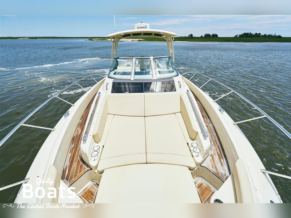 2016 ChrisCraft 36 Launch for sale. View price, photos and Buy 2016