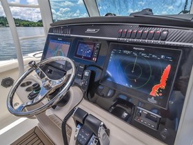 2018 Boston Whaler Boats 350 Outrage