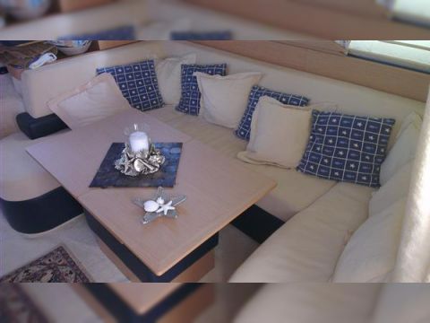 2008 Azimut 43