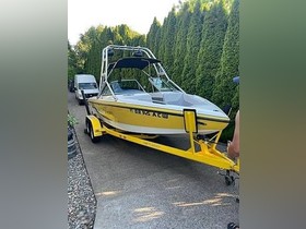 2006 Centurion Boats T-5 на продаж