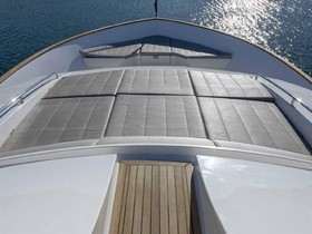 Αγοράστε 2017 Ferretti Yachts Custom Line 28 Navetta