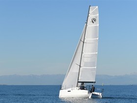 2022 Bénéteau Boats First 27 myytävänä