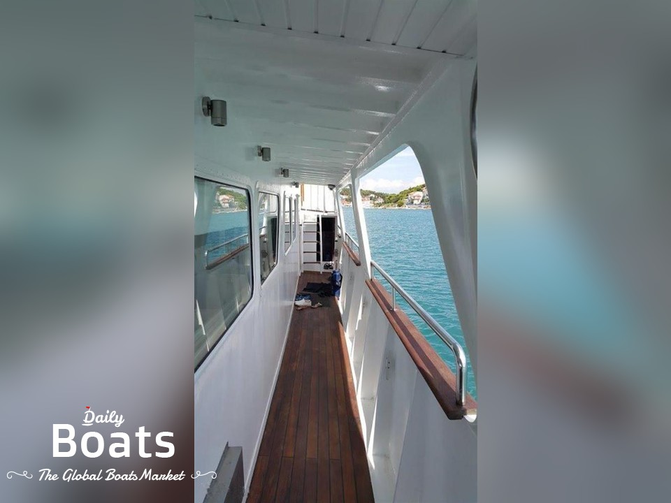 1985 Torpoint Motor Yacht for sale. View price, photos and Buy 1985