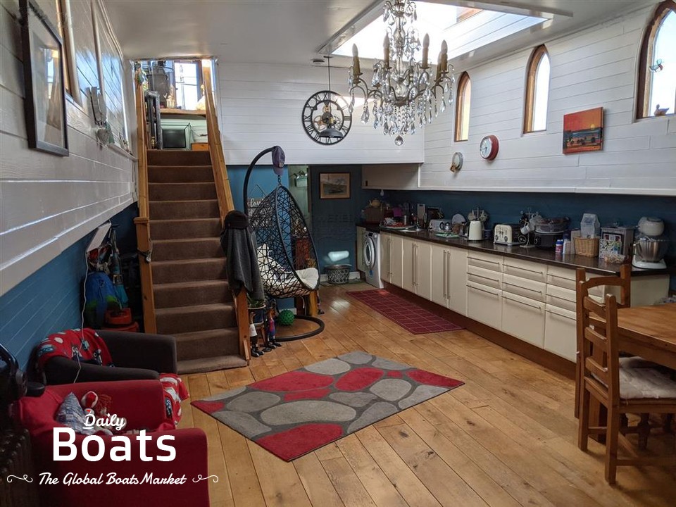 1958 Houseboat Thames Lighter 26M for sale. View price, photos and Buy