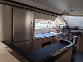 Kupiti 2021 Azimut Yachts 66