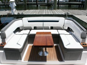 2022 Tiara Yachts 3800 Ls