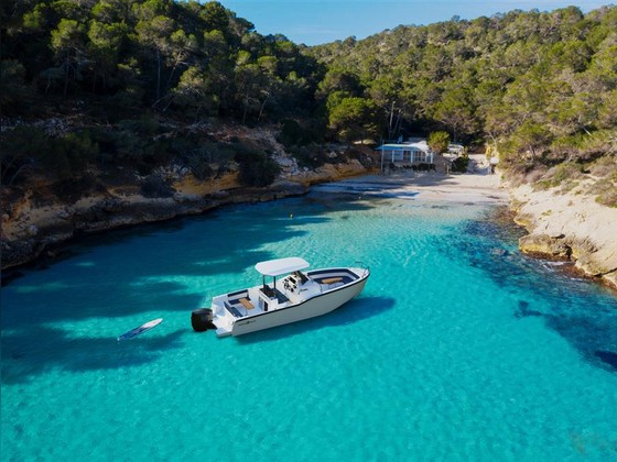 Dromeas Yachts D28 CC