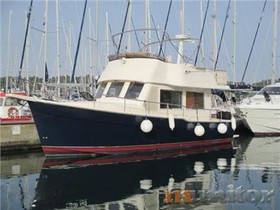 Mainship 34 Trawler
