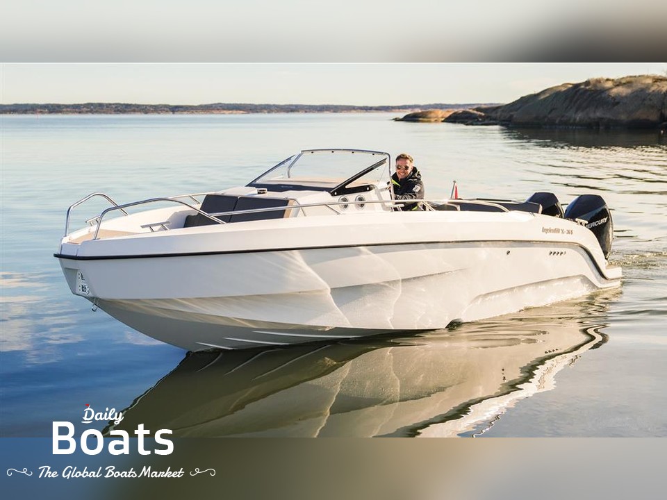 Outboard motor boats Hydrolift for sale Daily Boats