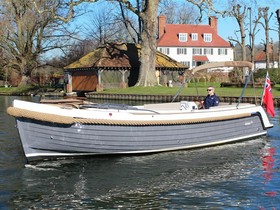 Interboat 820 Intender