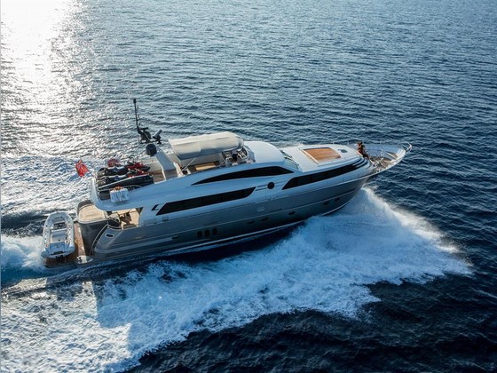 Van der Valk Raised Pilothouse 27M