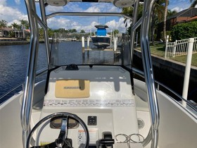 2010 Century Boats 2200 Center Console