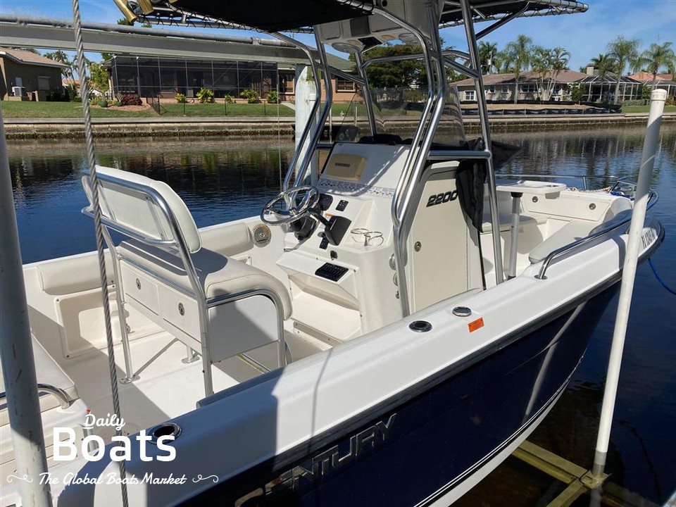 2010 Century Boats 2200 Center Console for sale. View price, photos and