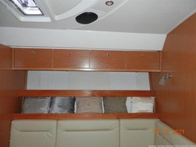 2010 Bavaria Yachts 38 Hard Top