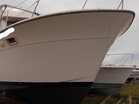 Kupiti 1974 Hatteras Yachts 38