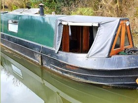 M & N Narrow Boats 60' Traditional Narrowboat