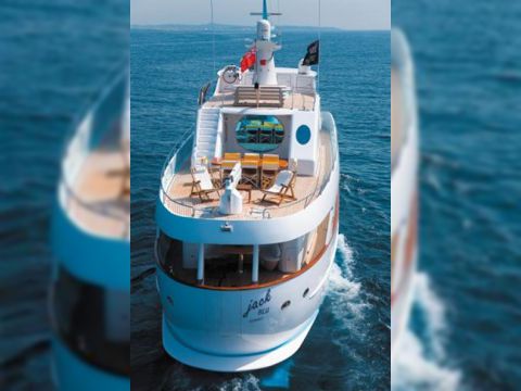 1981 Benetti for rent