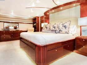 2002 Lazzara Yachts 94 Gssl