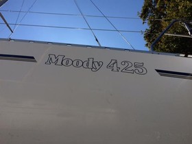 1990 Moody 425