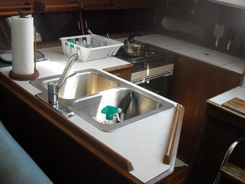Buy 1984 Hunter 34