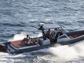 Αγοράστε 2019 Revolt Custom Boats Comfort 1180