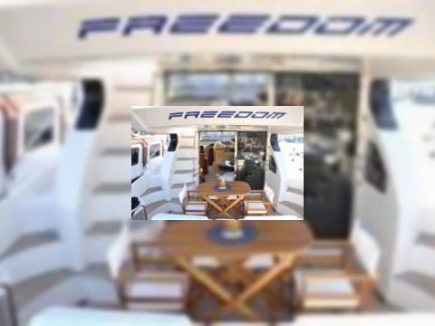 Rent 2002 Azimut 46