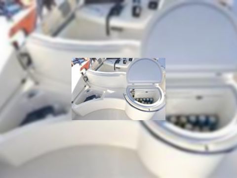Rent 2002 Azimut 46